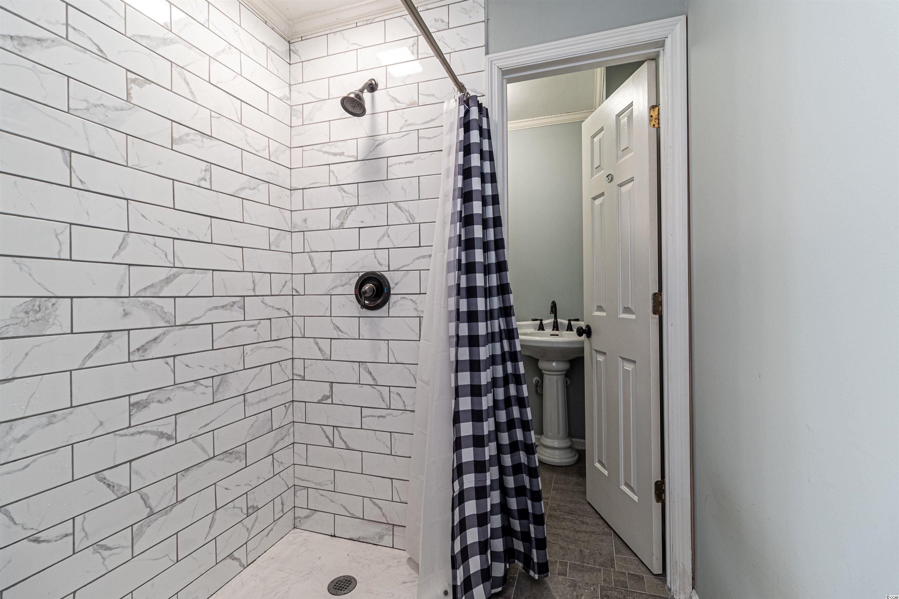 317 Heatherwood Road Marion, SC 29571 - Photo 17 of 36 Gallery Image 17