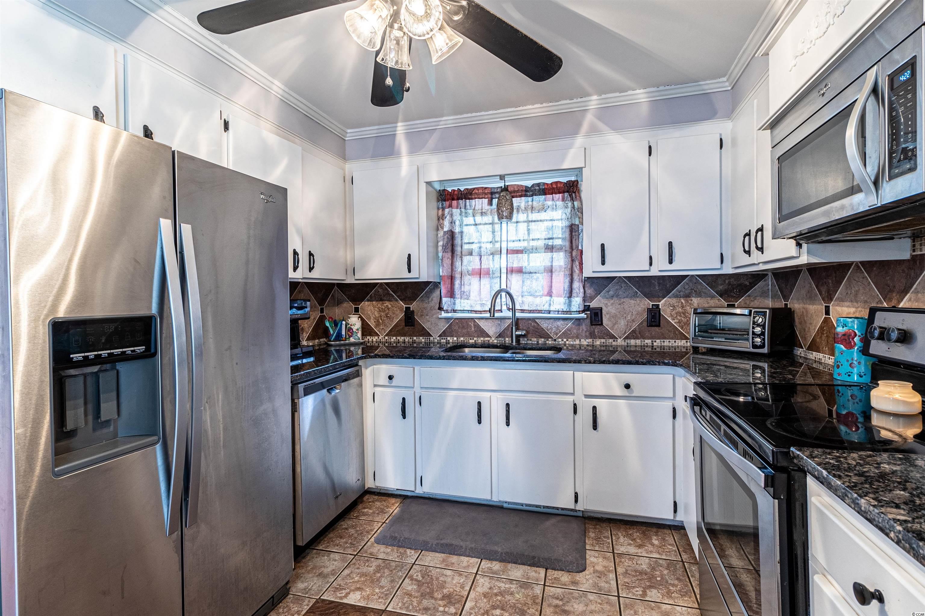 317 Heatherwood Road Marion, SC 29571 - Photo 8 of 36 Gallery Image 8