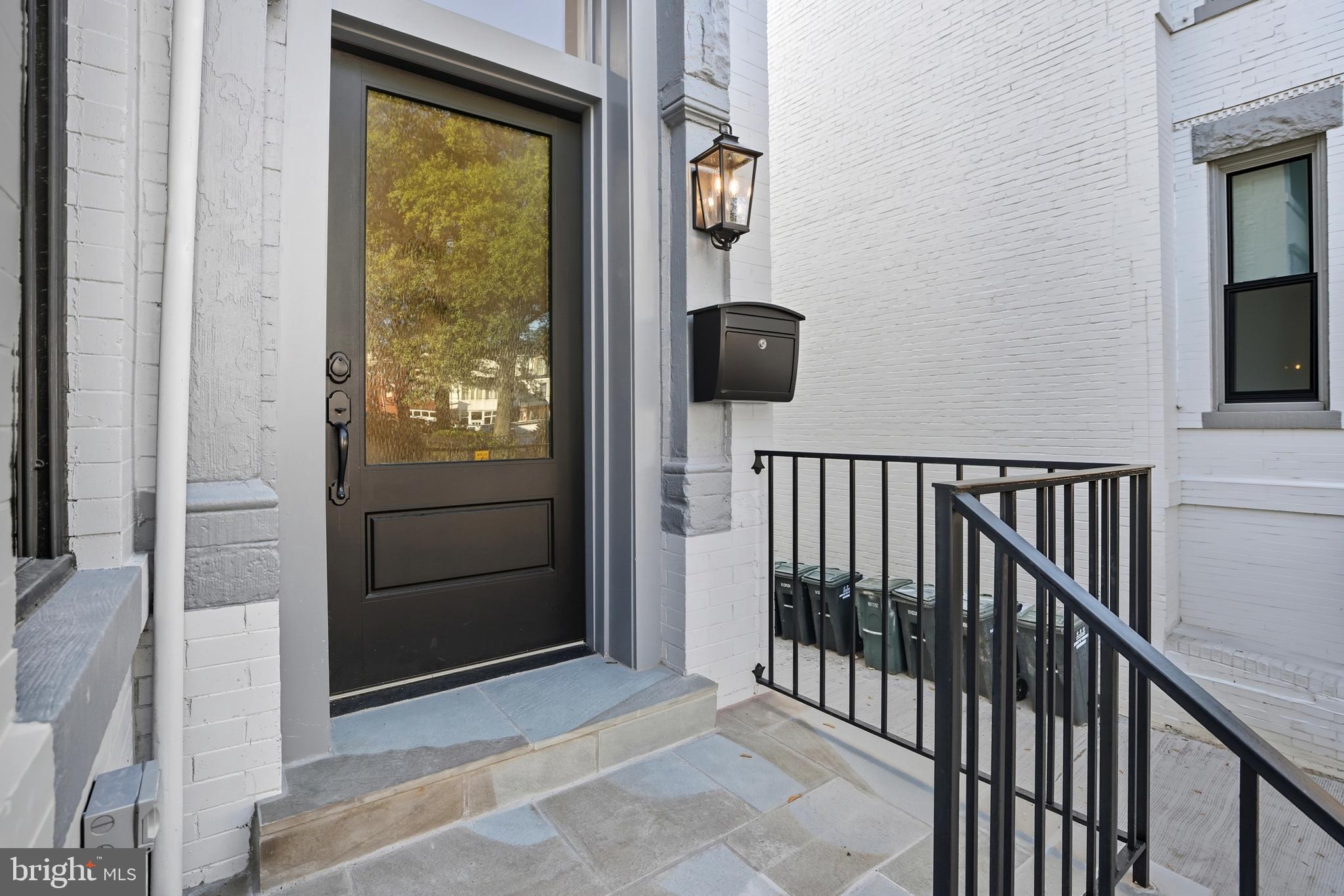 910 Westminster Street Northwest Washington, DC 20001 - Photo 3 of 66