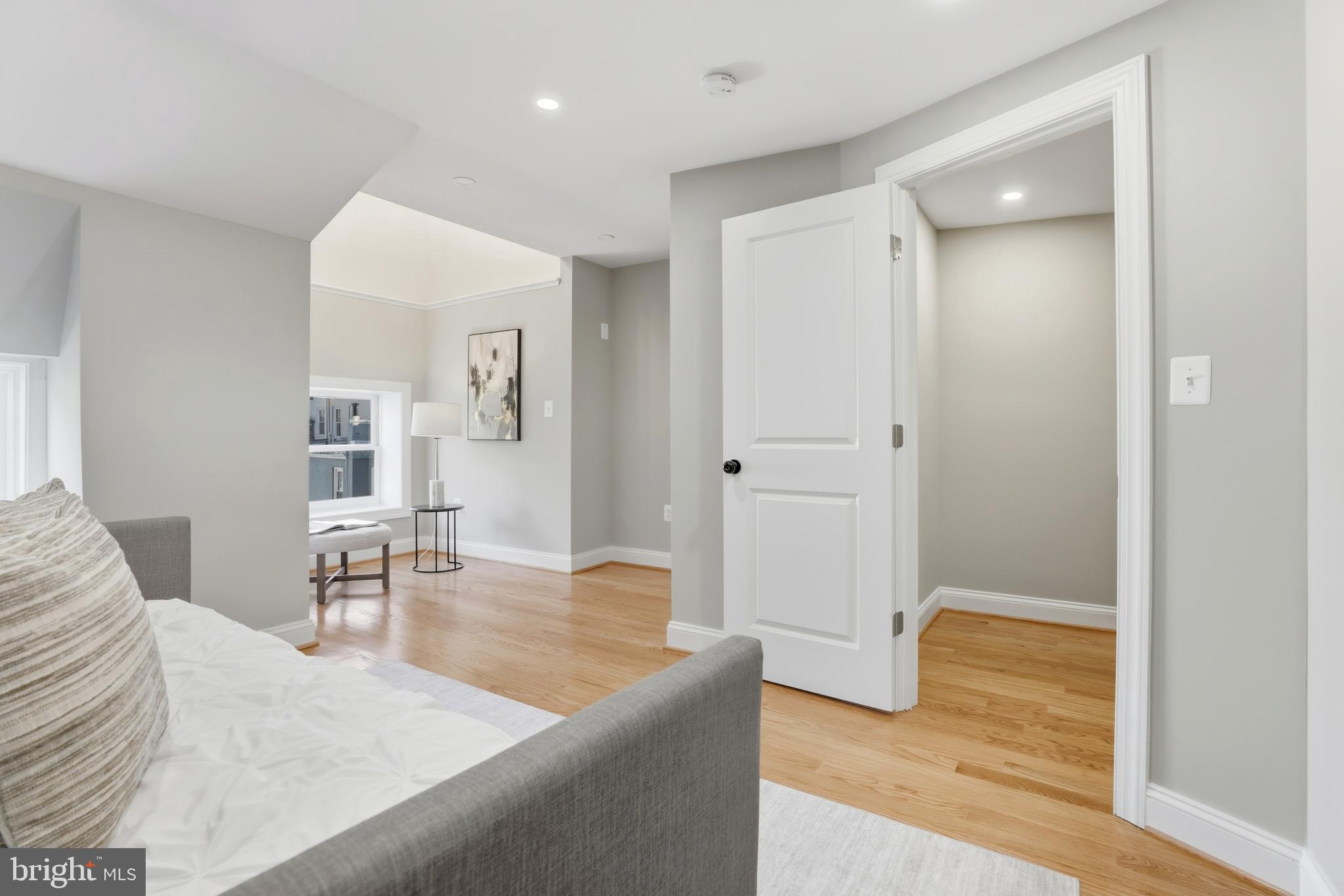 910 Westminster Street Northwest Washington, DC 20001 - Photo 39 of 66