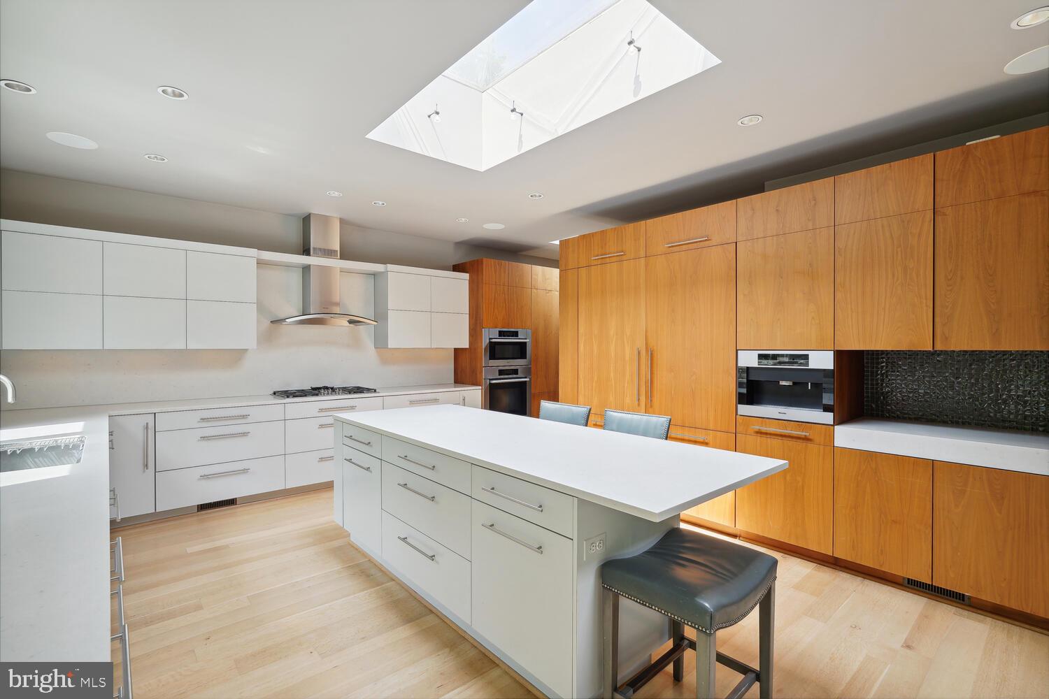 1463 Kirby Road McLean, VA 22101 - Photo 12 of 57 Gallery Image 12