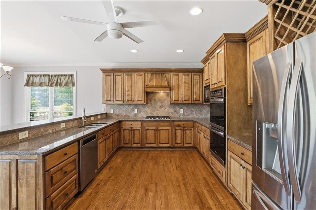 1015 Windermere Crossing Cumming, GA 30041 - Photo 34 of 91