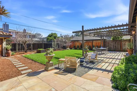 $3,275,000 | 2540 Marsha Way, San Jose, CA 95125