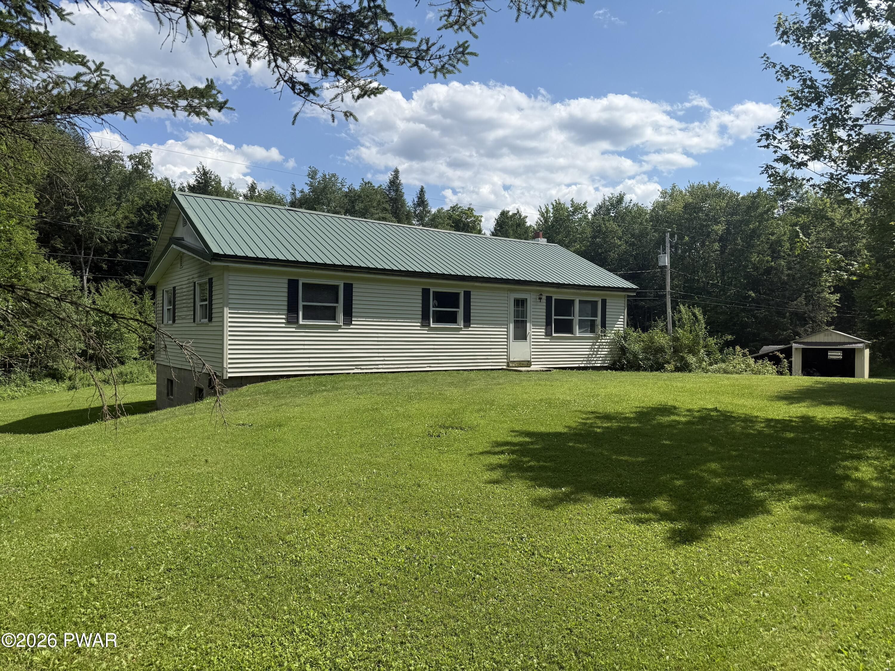 22 Old State Road Lakewood, PA 18439 - Photo 3 of 19