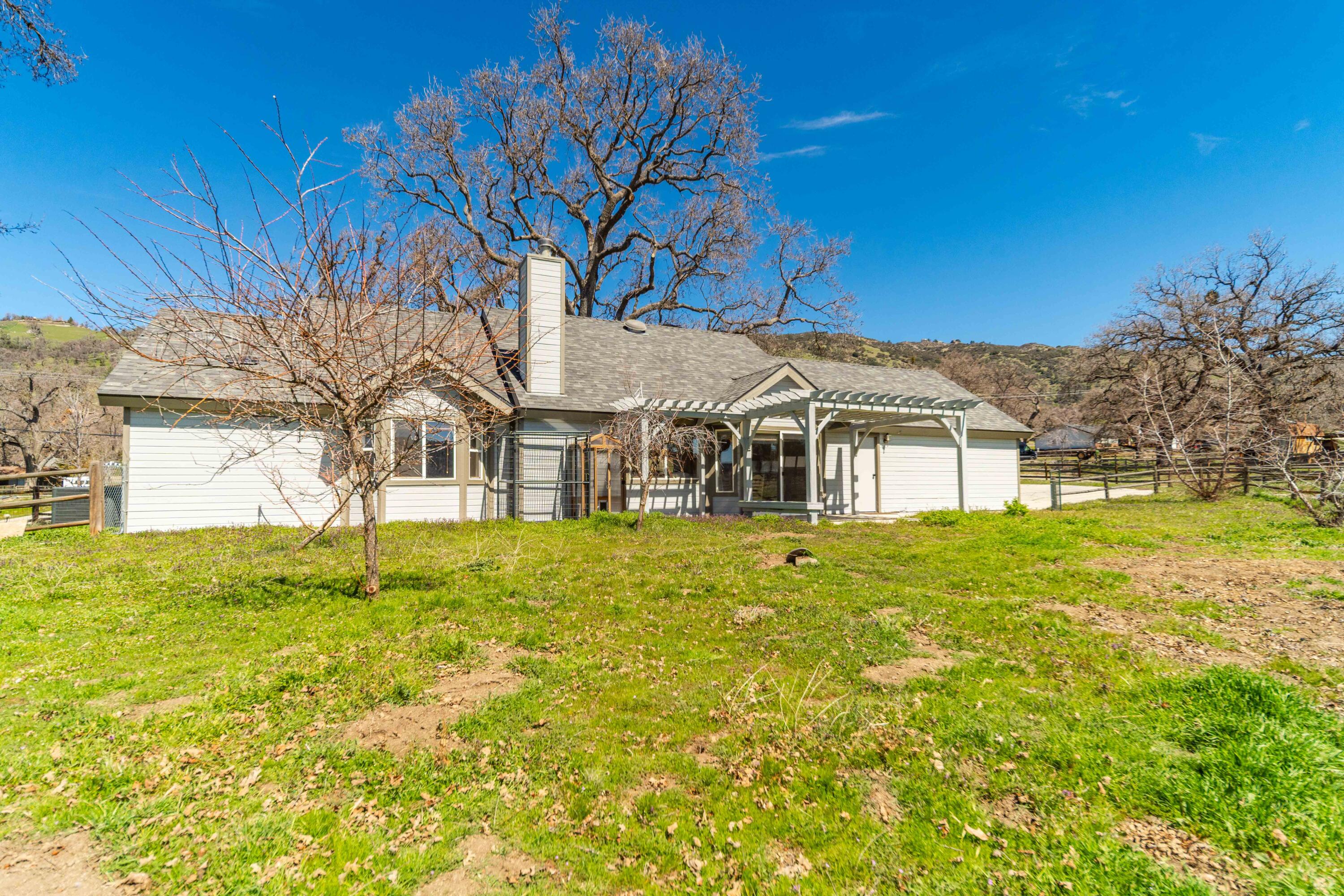28350 Bear Valley Road Tehachapi, CA 93561 - Photo 33 of 52 Bear Valley-33