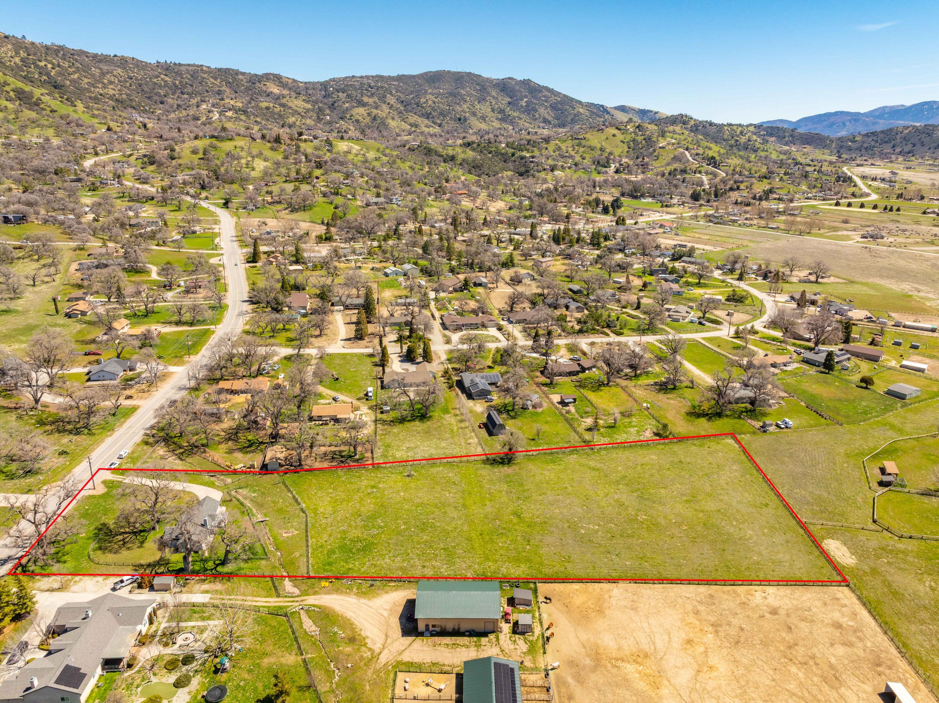 28350 Bear Valley Road Tehachapi, CA 93561 - Photo 5 of 52 Bear Valley-05