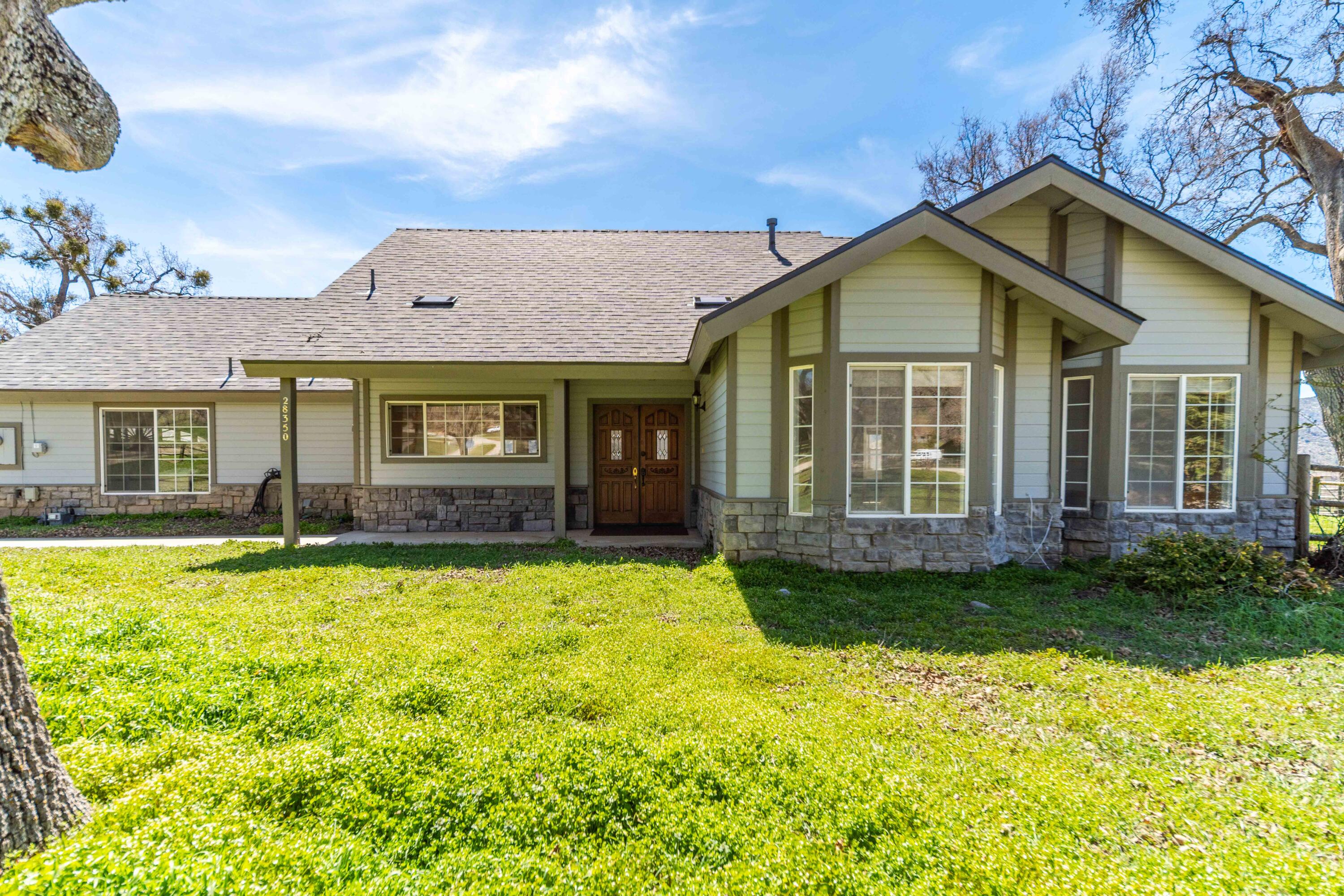 28350 Bear Valley Road Tehachapi, CA 93561 - Photo 8 of 52 Bear Valley-08
