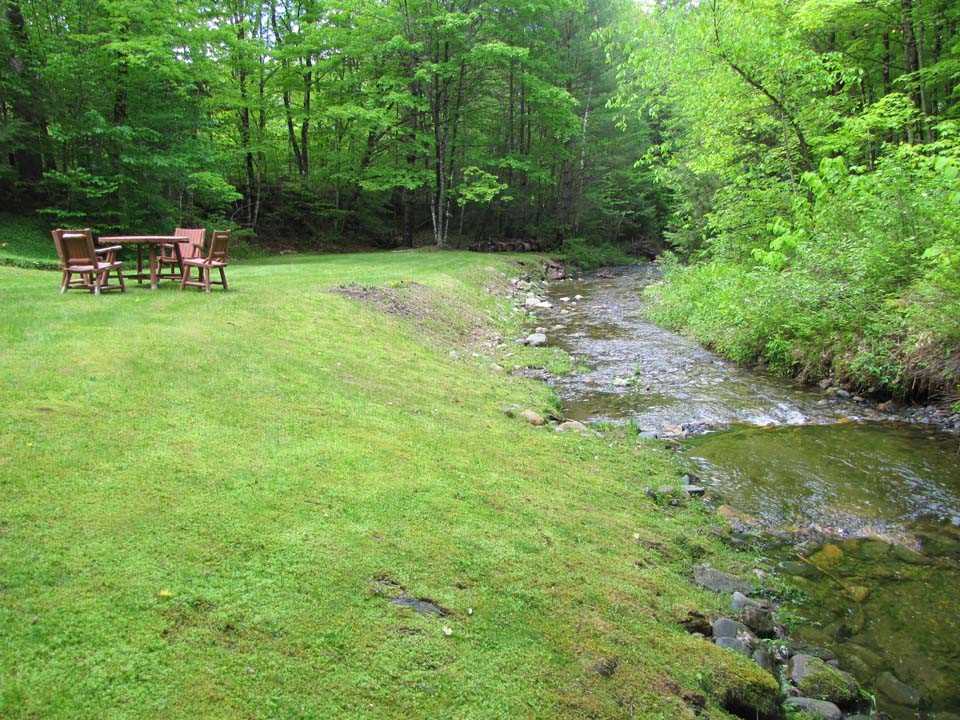 301 Hunter Brook Road Newfane, VT 05345 - Photo 14 of 15