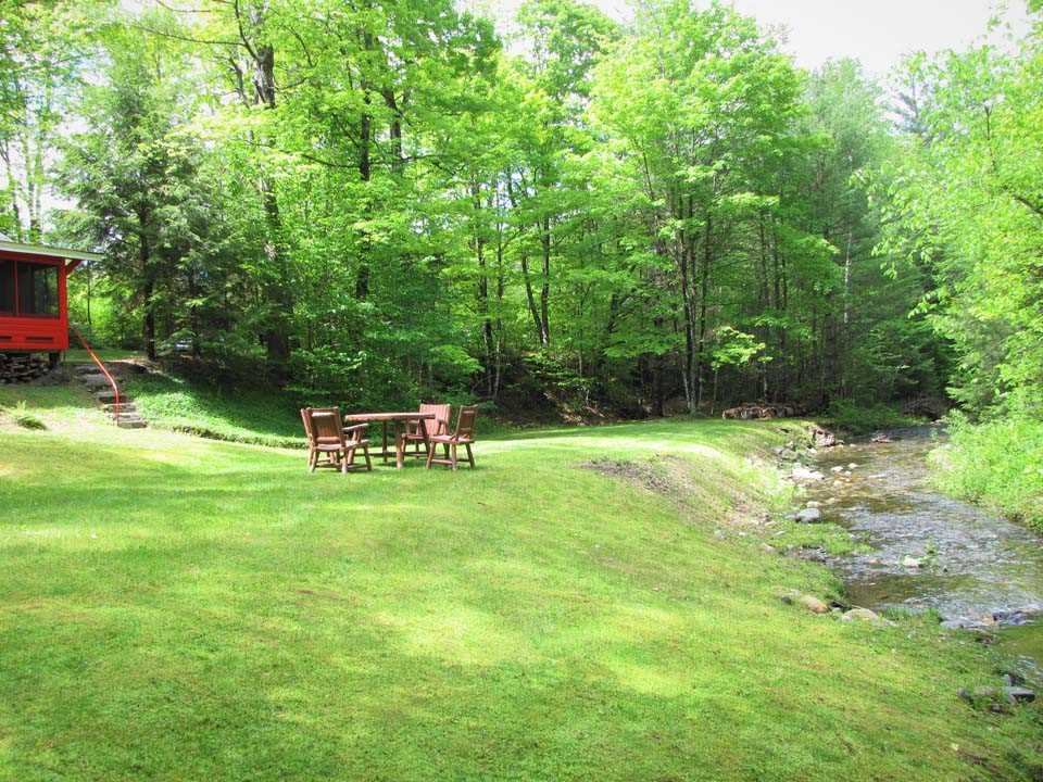 301 Hunter Brook Road Newfane, VT 05345 - Photo 3 of 15
