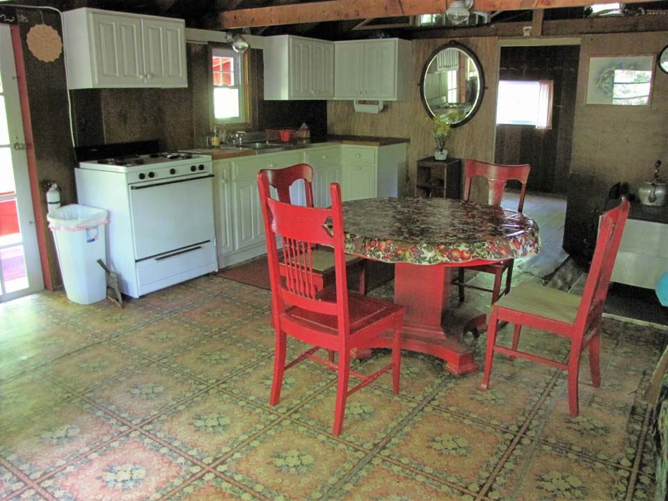 301 Hunter Brook Road Newfane, VT 05345 - Photo 8 of 15
