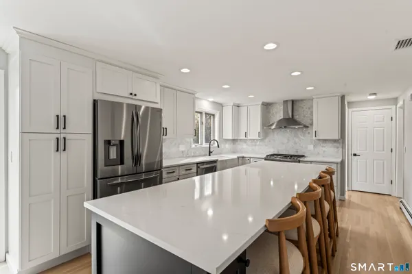 $829,000 | 15 Berkshire Drive, Brookfield, CT 06804