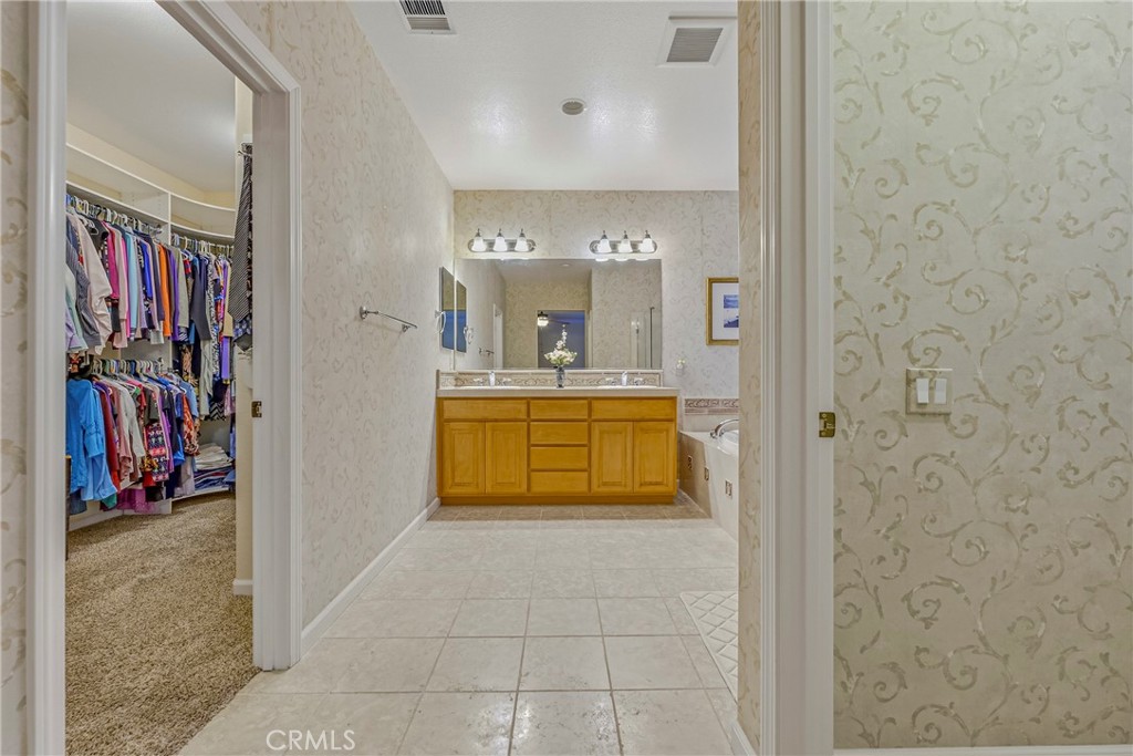 1258 Avignon Drive Merced, CA 95348 - Photo 40 of 56