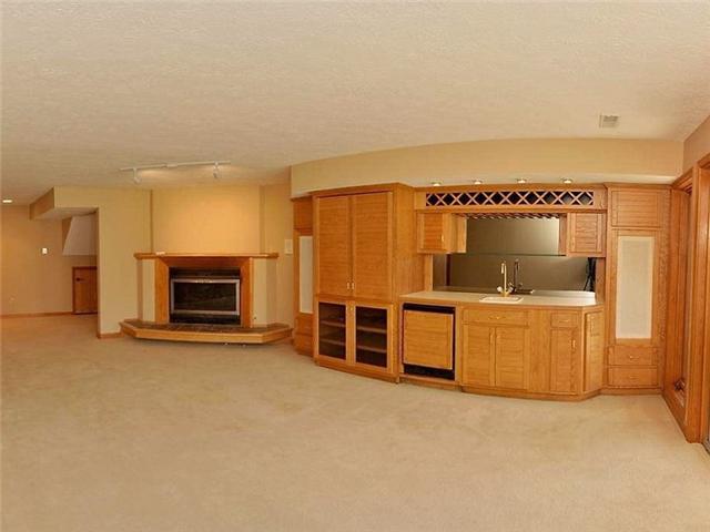9670 Decatur Drive Indianapolis, IN 46256 - Photo 16 of 20 Gallery Image 16