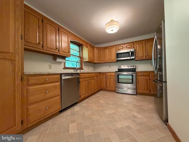 395 Runville Road Bellefonte, PA 16823 - Photo 2 of 25