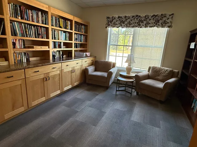 $143,000 | 15 Bridle Path Trail, Concord, NH 03301