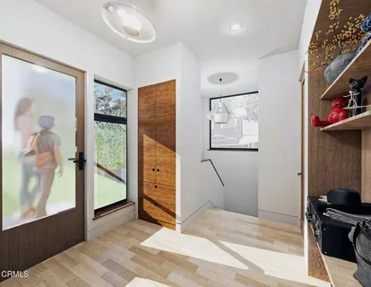 $319,000 | 1070 Oban Drive, Los Angeles, CA 90065