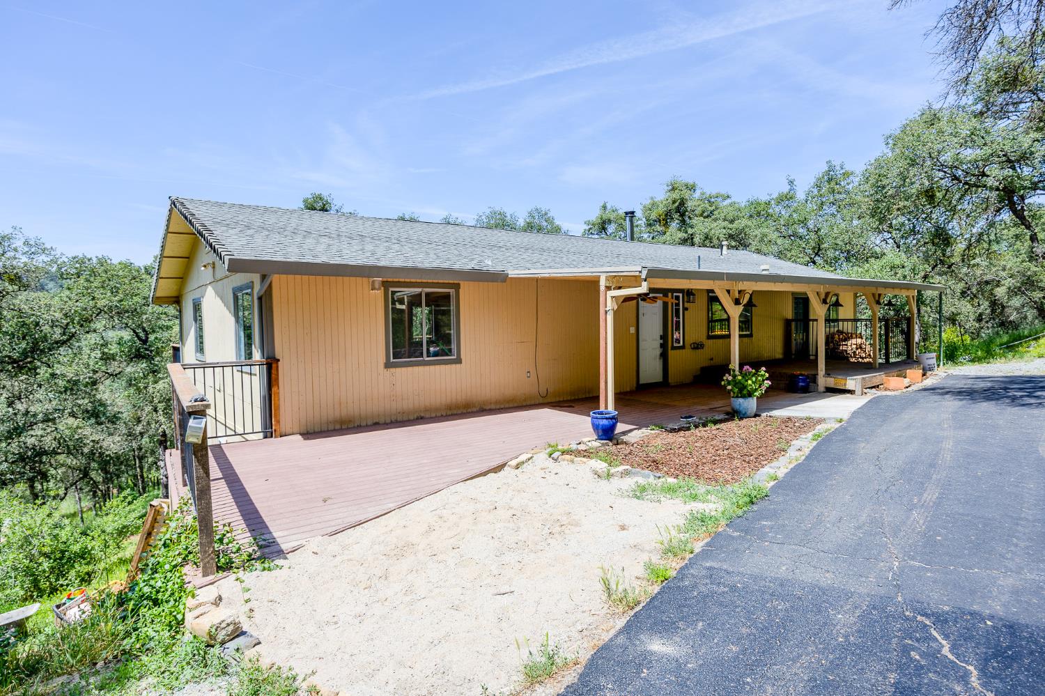 10344 Peardon Road Smartsville, CA 95977 - Photo 2 of 59