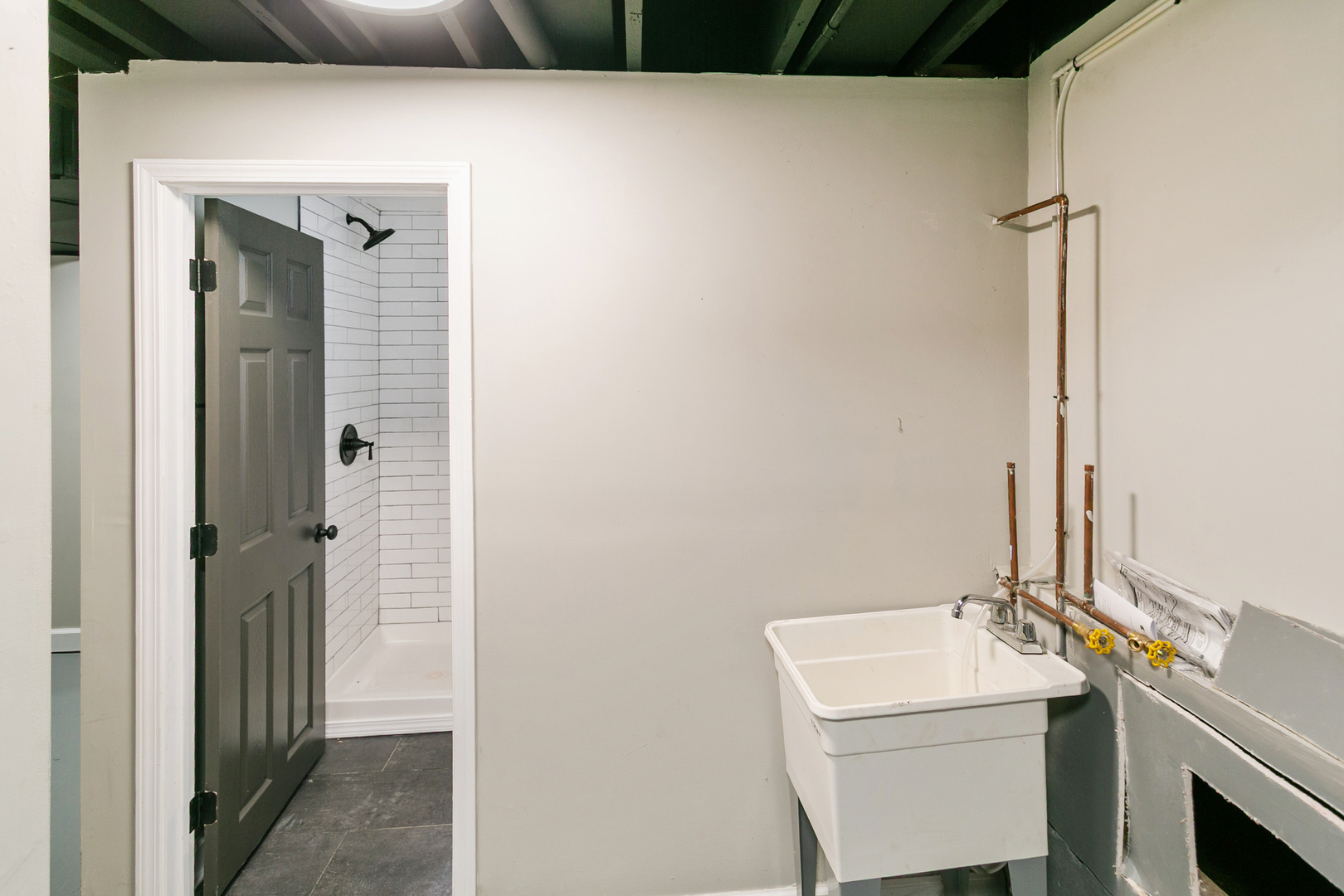 531 Winchester Road Chicago Heights, IL 60411 - Photo 19 of 28 a bathroom with a sink a toilet and shower