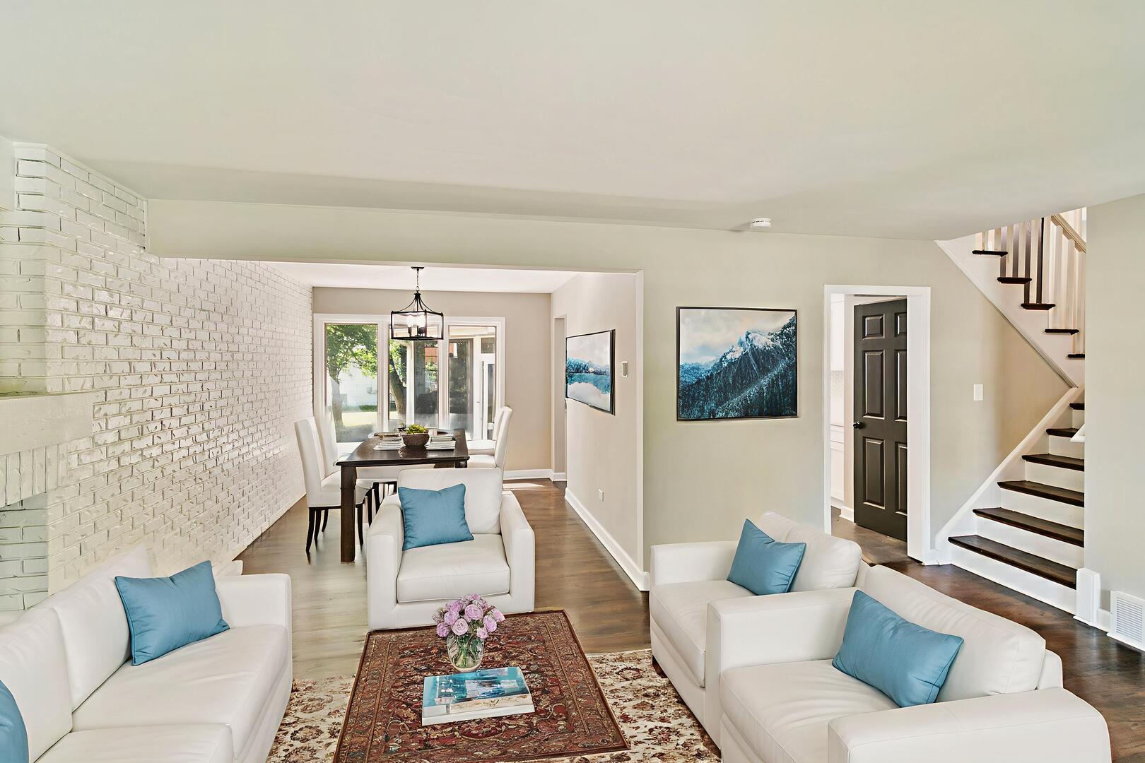 531 Winchester Road Chicago Heights, IL 60411 - Photo 4 of 28 a living room with furniture and wooden floor