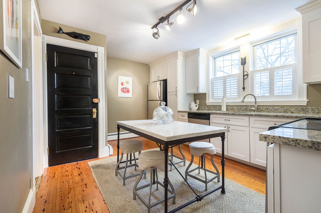 2 Naples Road, Unit 3 Salem, MA 01970 - Photo 3 of 22 Gallery Image 3
