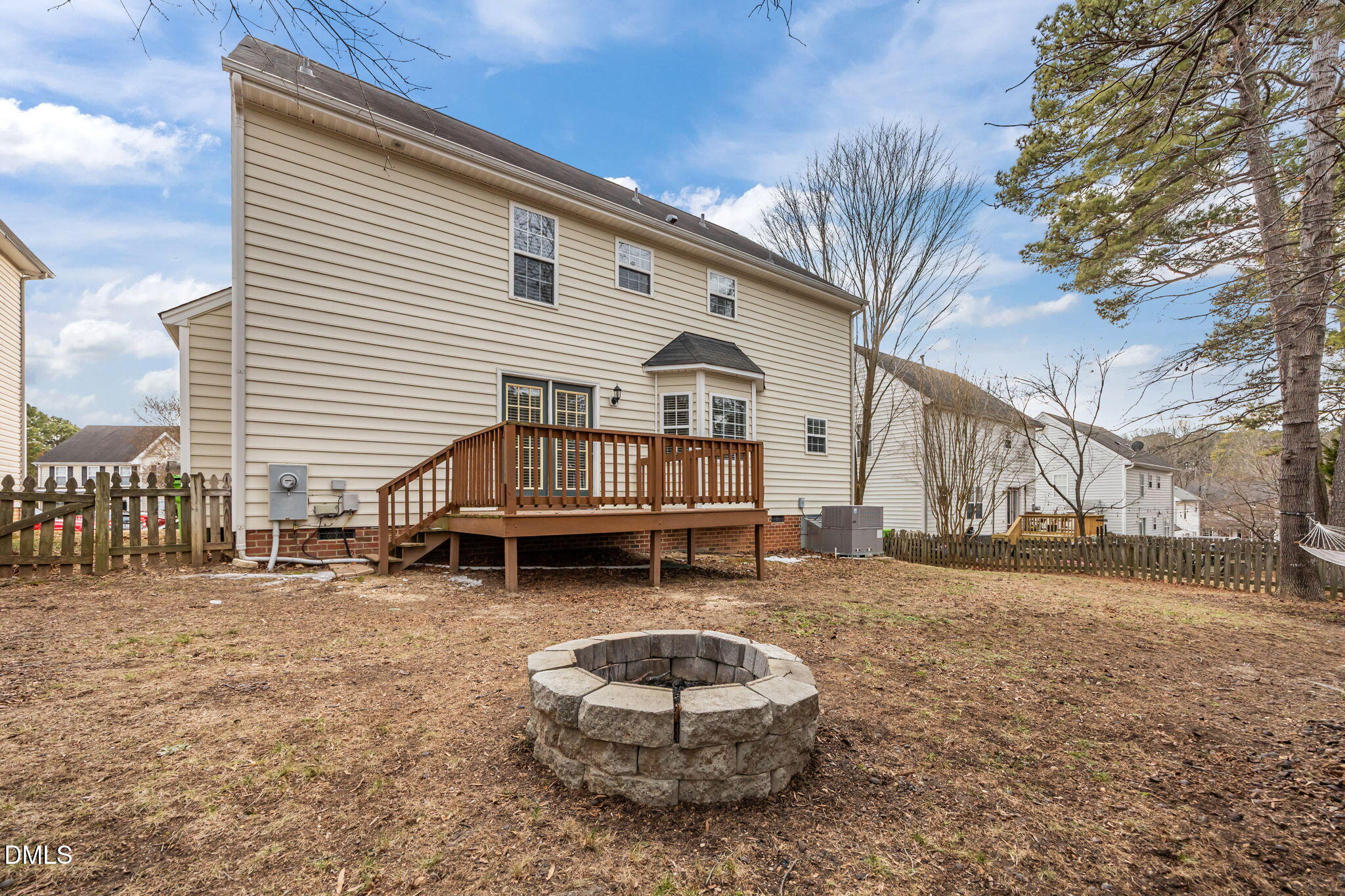 9212 Sayornis Court Raleigh, NC 27615 - Photo 3 of 44 51-web-or-mls-IMG_7187