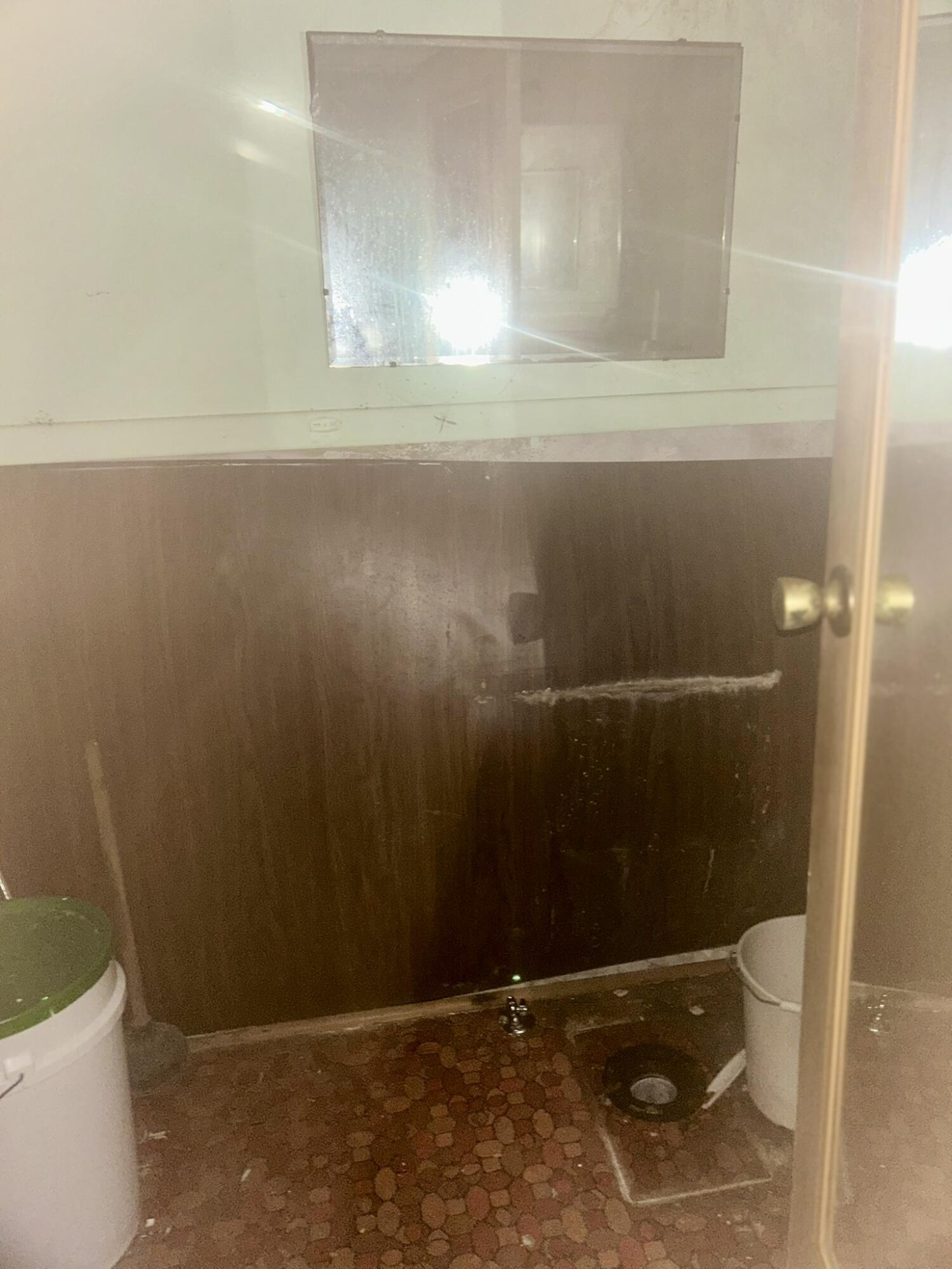 504 F R Huff Drive St. Matthews, SC 29135 - Photo 9 of 17 IMG_6571