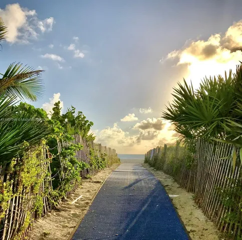 $2,000 | 421 75th Street, Unit 3, Miami Beach, FL 33141