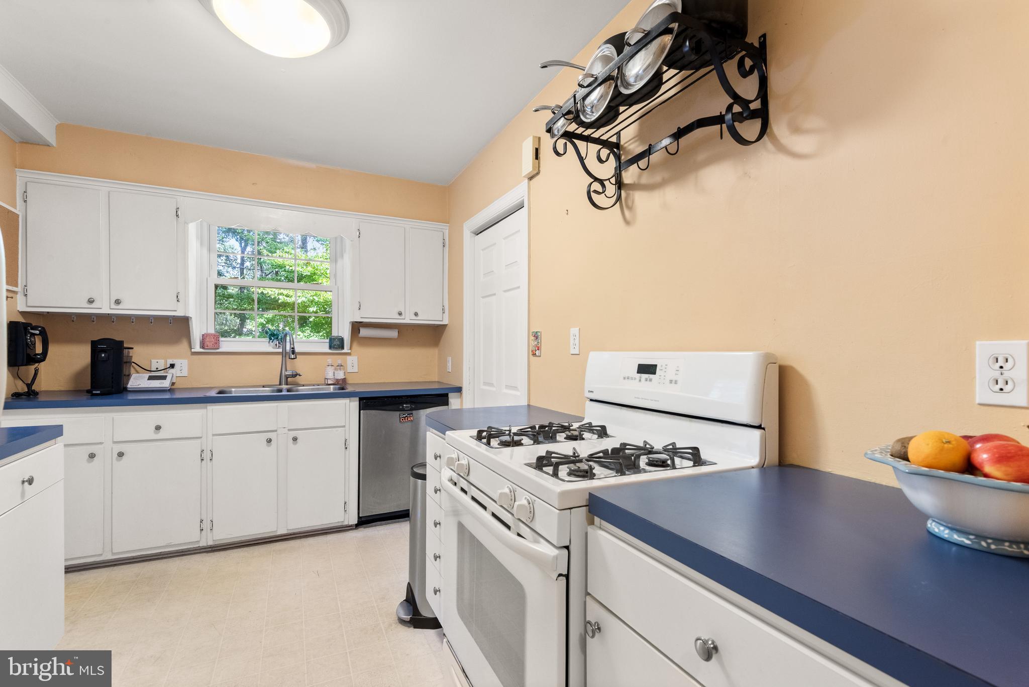 134 Fennerton Road Paoli, PA 19301 - Photo 12 of 28 Gallery Image 12