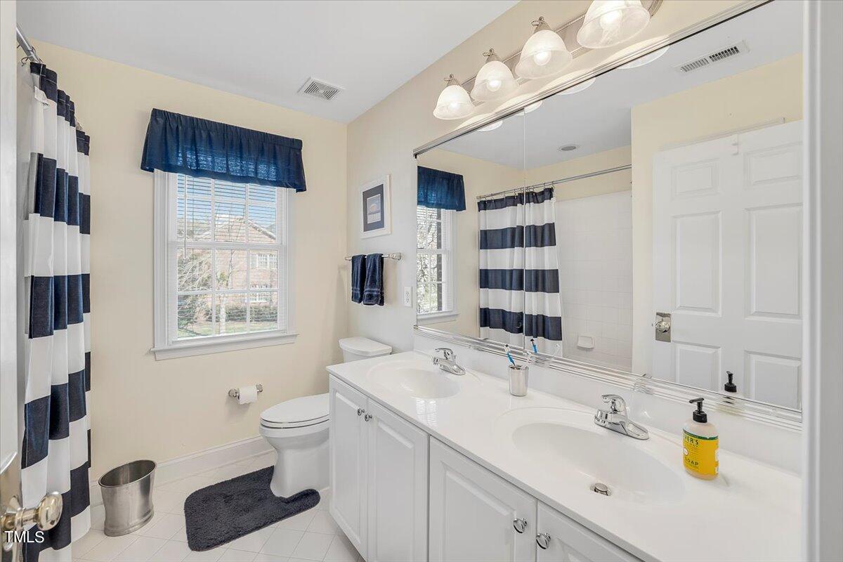 9641 Heathermill Lane Raleigh, NC 27617 - Photo 36 of 50 37-P1143051