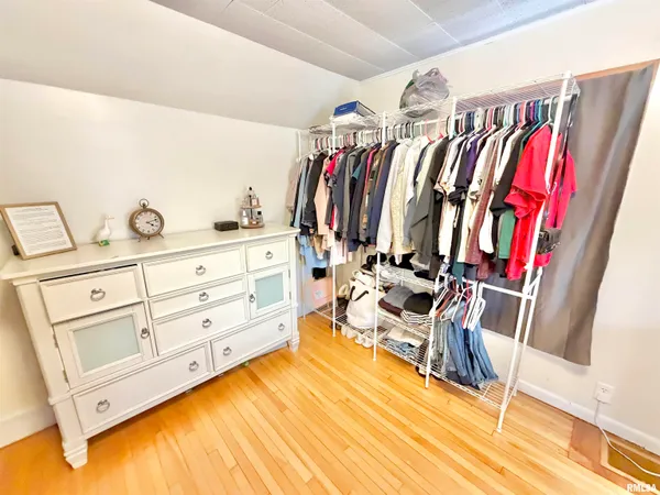 $119,900 | 1416 North Kellogg Street, Galesburg, IL 61401