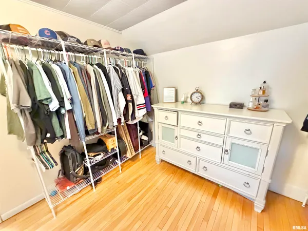 $119,900 | 1416 North Kellogg Street, Galesburg, IL 61401