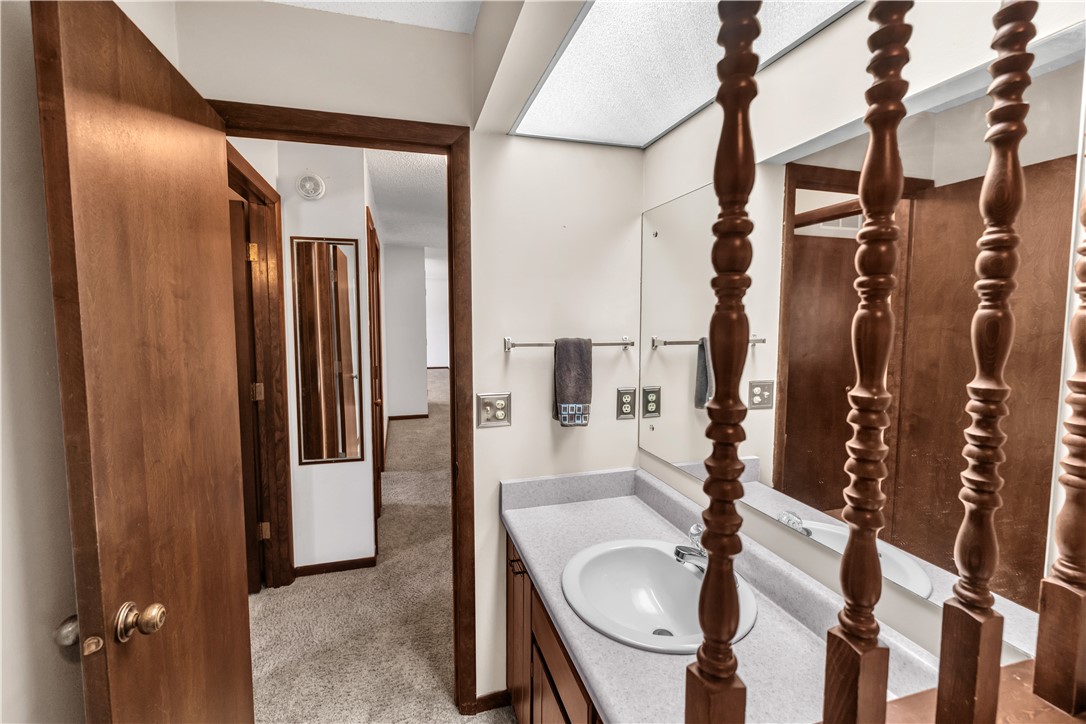 4621 East Willowbrook Lane Decatur, IL 62521 - Photo 20 of 33