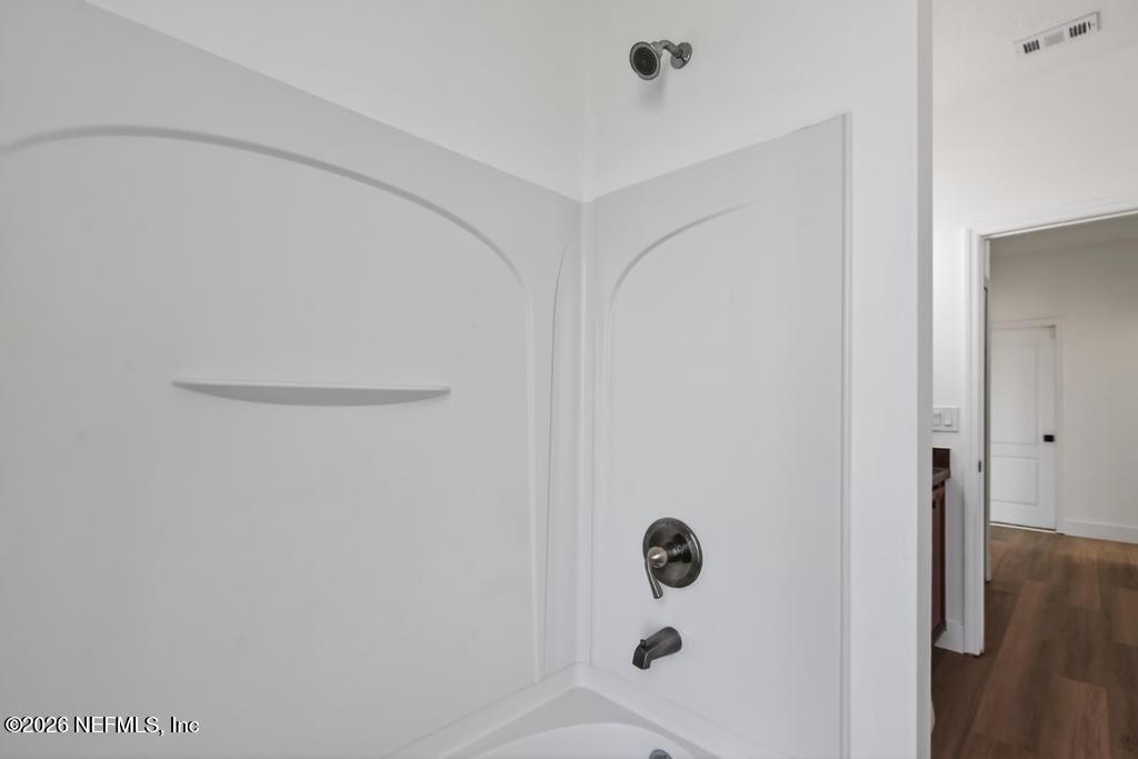 10917 Dancing Rabbit Lane Jacksonville, FL 32210 - Photo 34 of 121 Dancing Rabbit Downstairs Shower