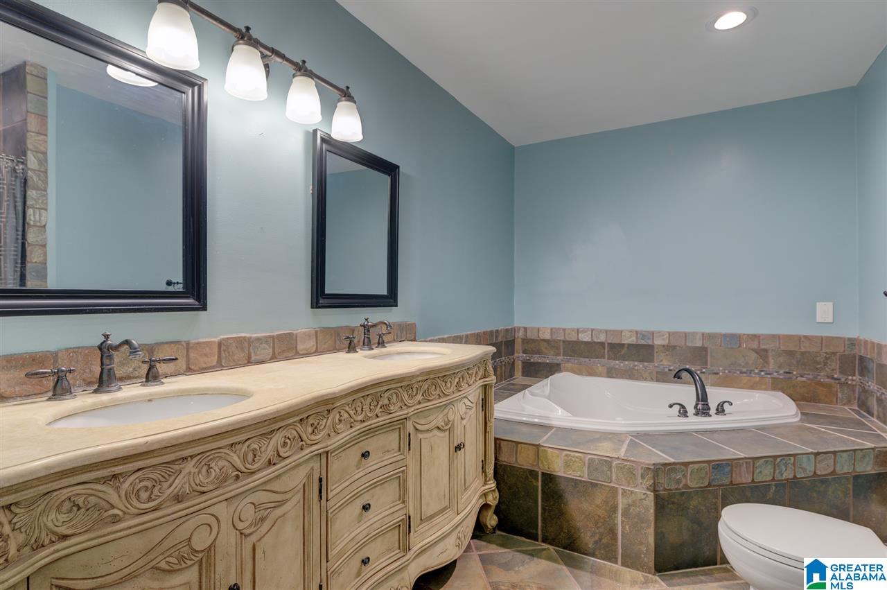 3828 Rock Ridge Road Birmingham, AL 35210 - Photo 13 of 28