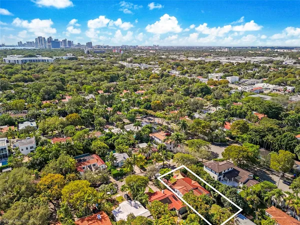 $1,324,999 | 717 Northeast 73rd Street, Miami, FL 33138