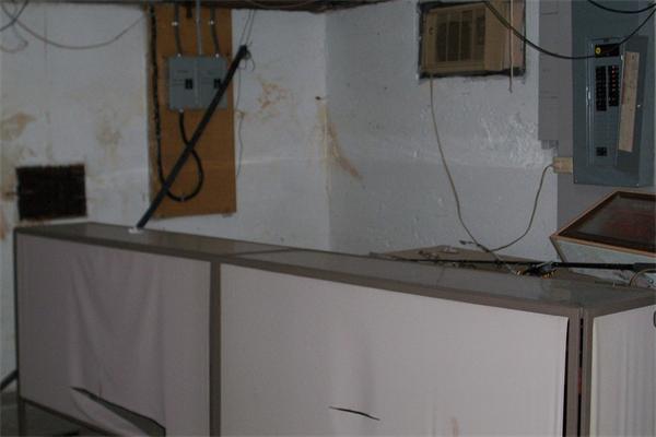 137 Forge Road Westport, MA 02790 - Photo 15 of 20 a view of a closet
