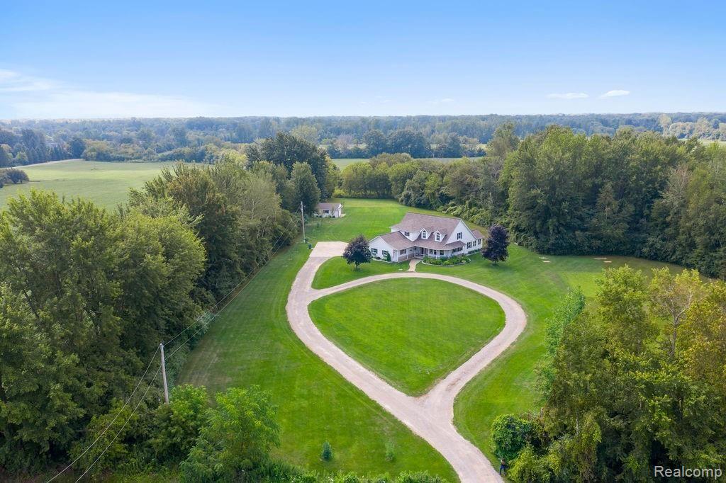 4874 Lange Road Birch Run, MI 48415 - Photo 4 of 40