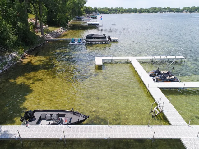 $250,000 | 1321 South Darling Drive Northwest, Alexandria, MN 56308