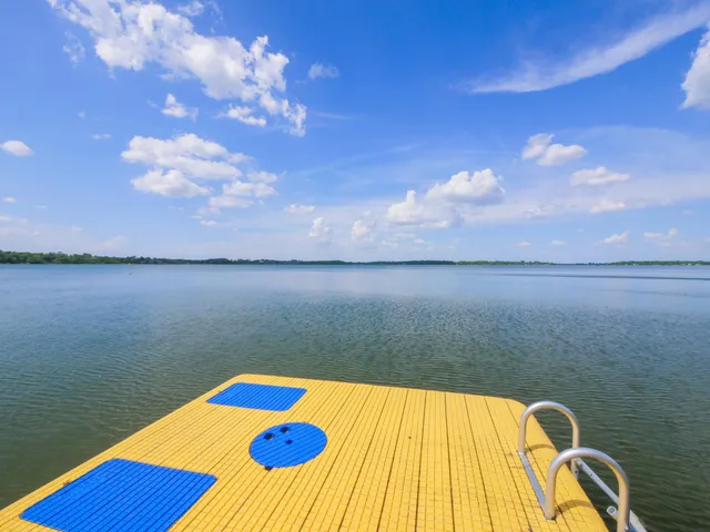 $250,000 | 1321 South Darling Drive Northwest, Alexandria, MN 56308