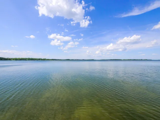 $250,000 | 1321 South Darling Drive Northwest, Alexandria, MN 56308