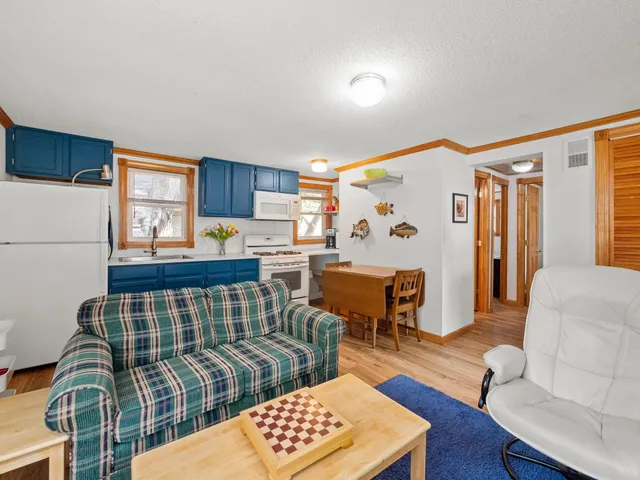 $250,000 | 1321 South Darling Drive Northwest, Alexandria, MN 56308