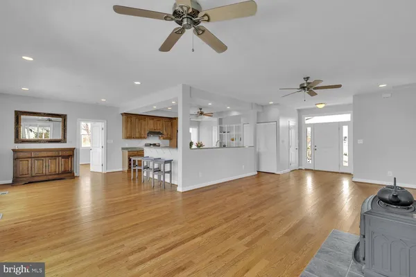 $899,000 | 1469 Cowart Road, Lottsburg, VA 22511