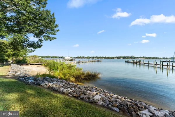 $949,000 | 1469 Cowart Road, Lottsburg, VA 22511