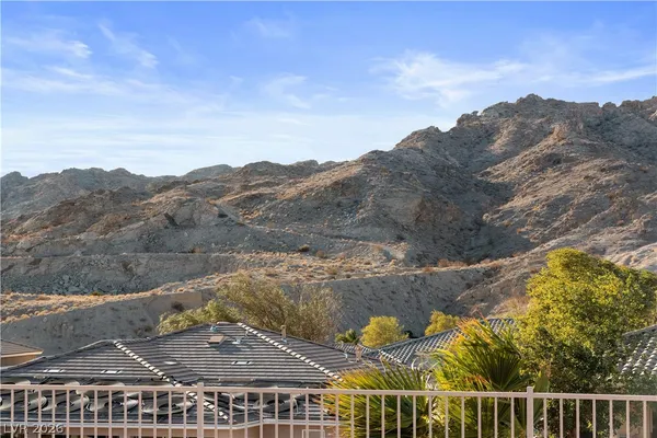 $469,900 | 3505 Cottage Meadow Way, Laughlin, NV 89029
