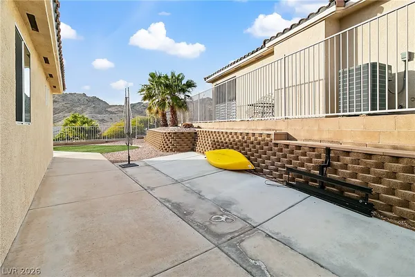 $469,900 | 3505 Cottage Meadow Way, Laughlin, NV 89029