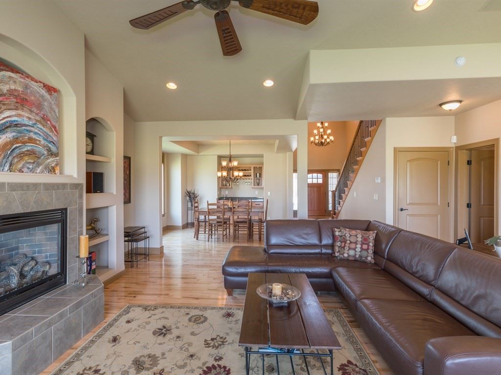 909 East Colbert Road Colbert, WA 99005 - Photo 4 of 20
