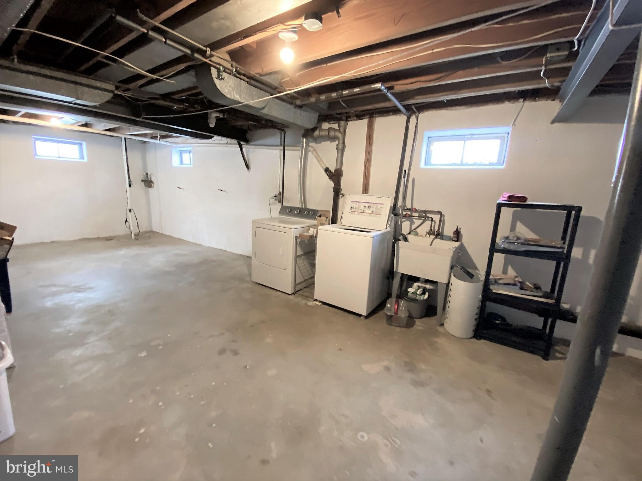 4103 Perry View Road Baltimore, MD 21236 - Photo 34 of 43
