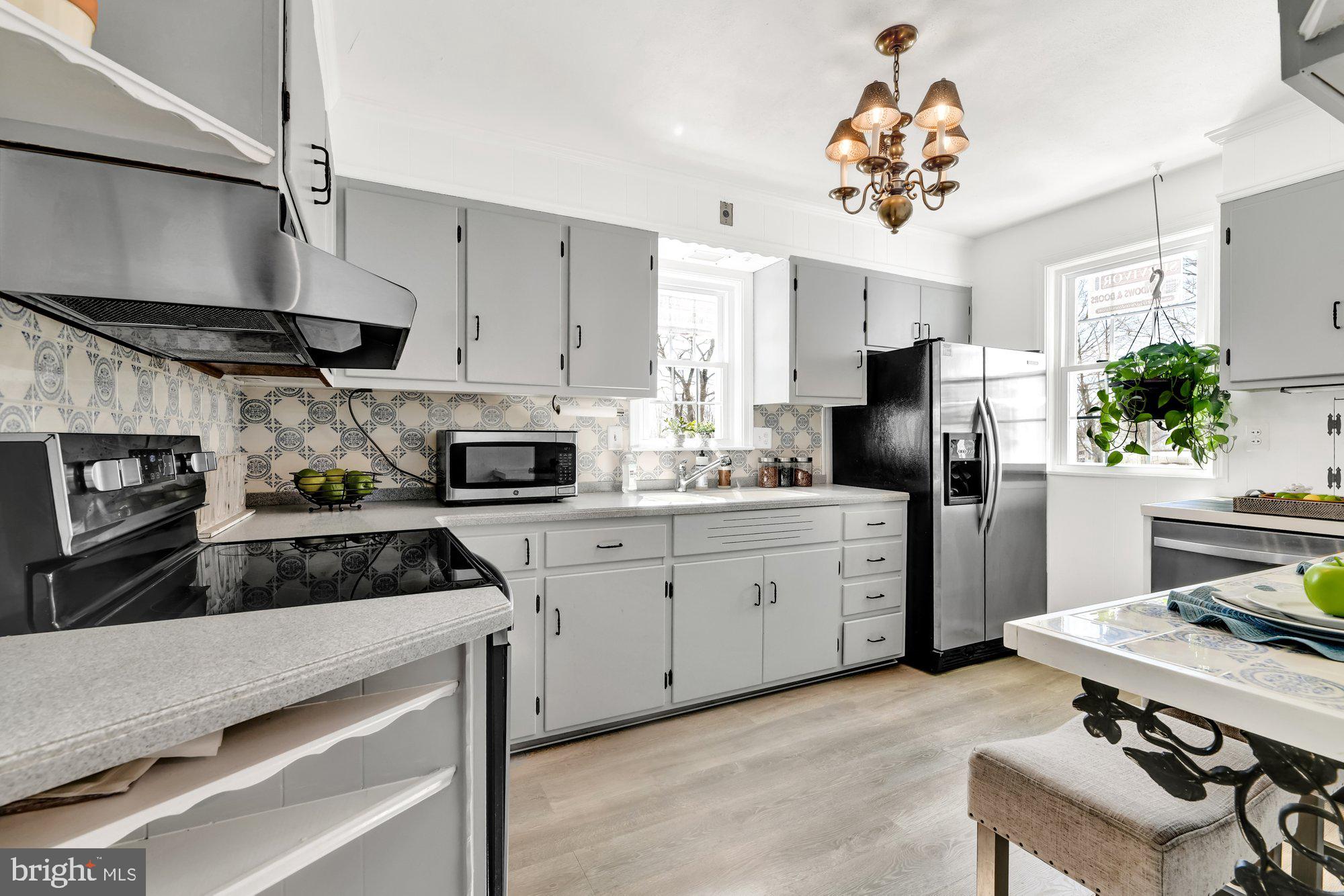 4103 Perry View Road Baltimore, MD 21236 - Photo 10 of 43