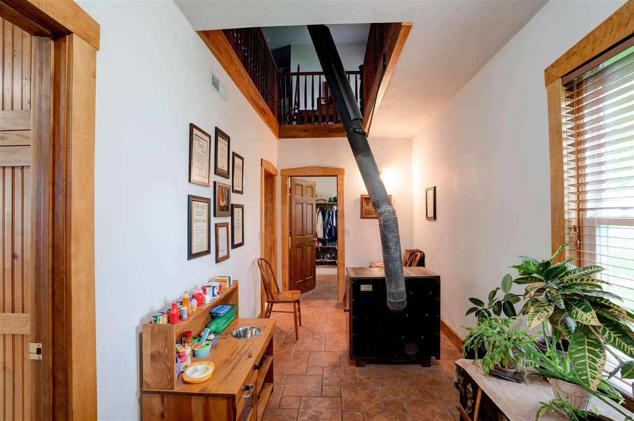 356 McClelland Road Mount Vernon, IA 52314 - Photo 14 of 46 Gallery Image 14