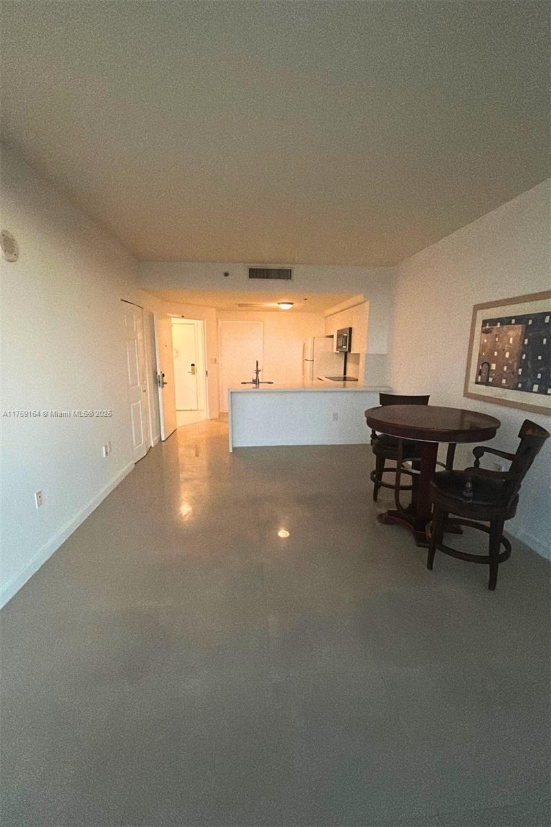 2889 McFarlane Road, Unit 1511 Miami, FL 33133 - Photo 11 of 33 Gallery Image 11